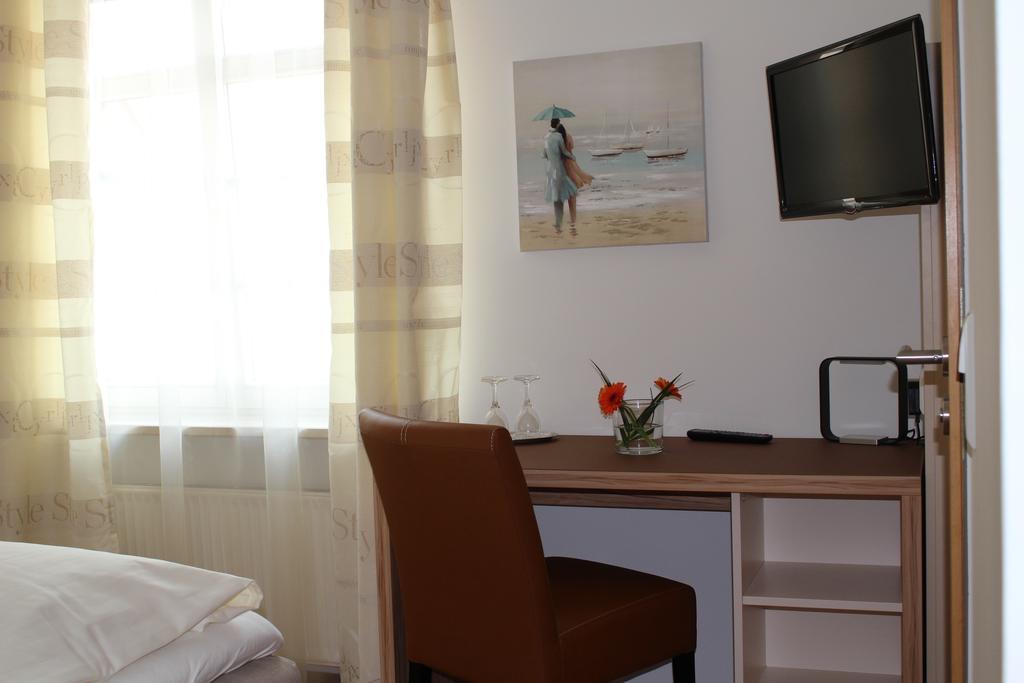 Hotel Rebstoeckle Hagnau Pokój zdjęcie
